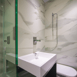 Jak zaaranżować łazienkę aby optymalnie wykorzystać jej przestrzeń i stworzyć piękne wnętrze?
